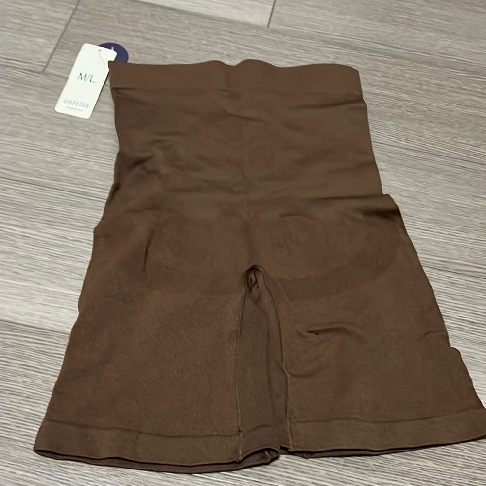 Brown High-Waisted Shapewear Shorts - Picture 4 of 4